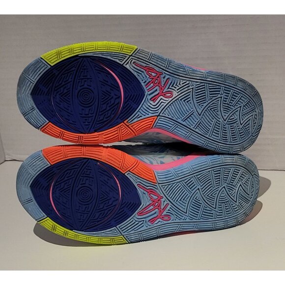 Nike Kyrie 6 "Pool" Sneakers - Picture 9 of 10